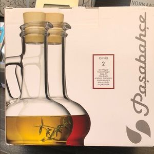 Oil and vinegar glasses 2 piece Brand new!